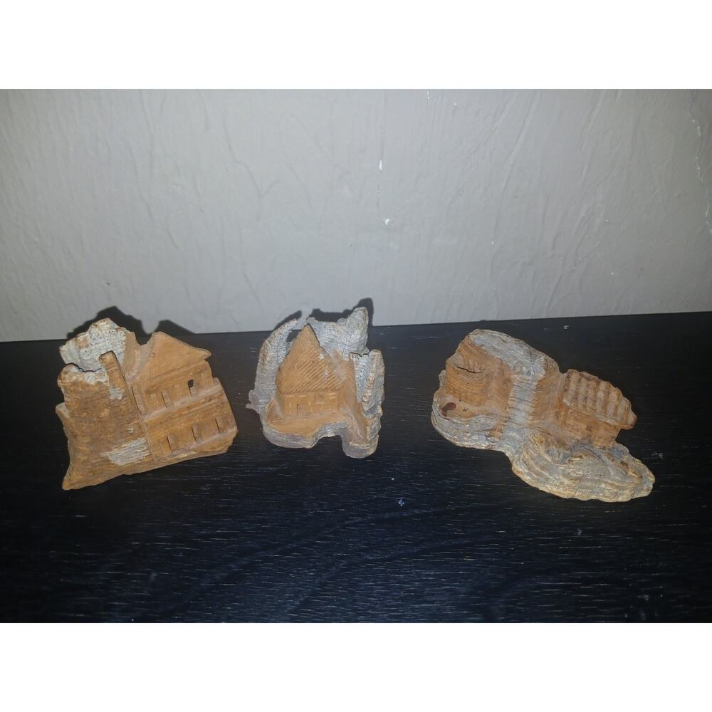Vintage Wood Folk Art Hand Carved Bark Sculpture 3D Miniature Village Scene 2"